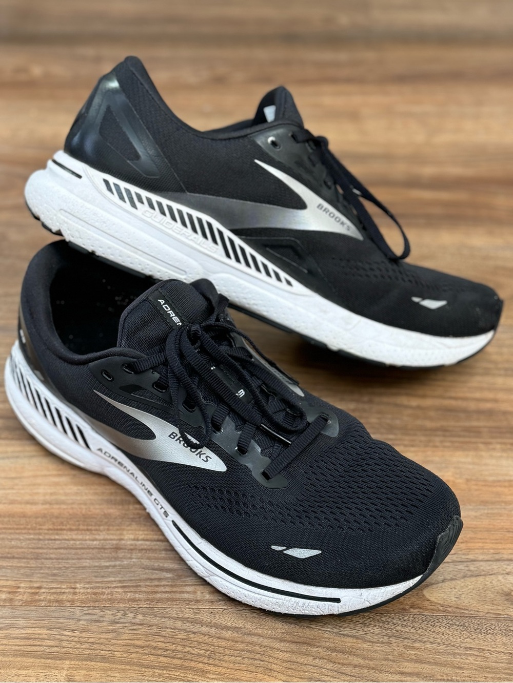 Brooks Adrenaline GTS 23 Running Shoes Men’s 12.5 2E Wide Black Athletic Sneaker